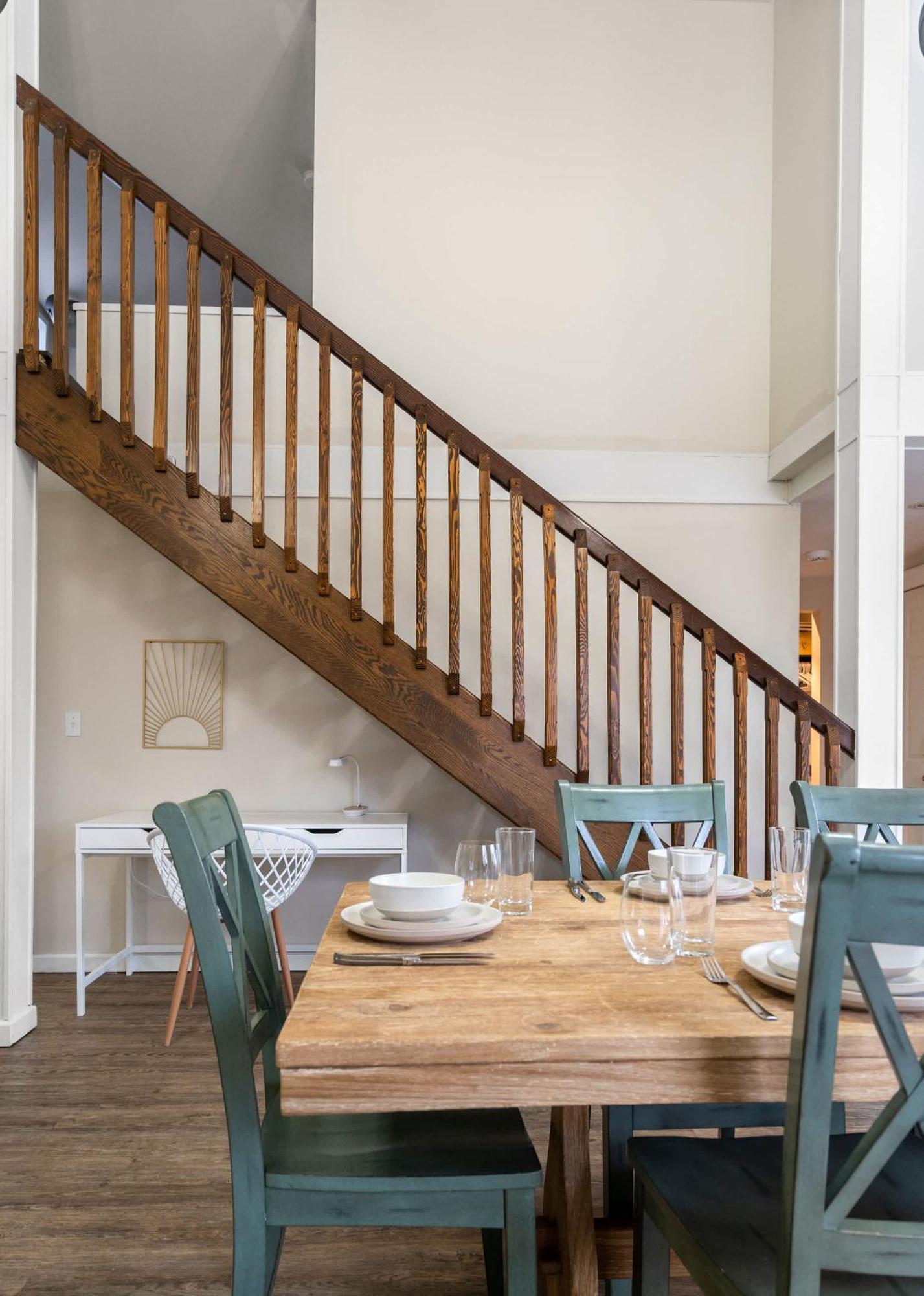 Dinos Last Post - Family Friendly 4 Bedrooms Holiday home