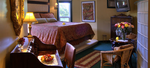 Heartwood Inn