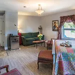 Heartwood Inn