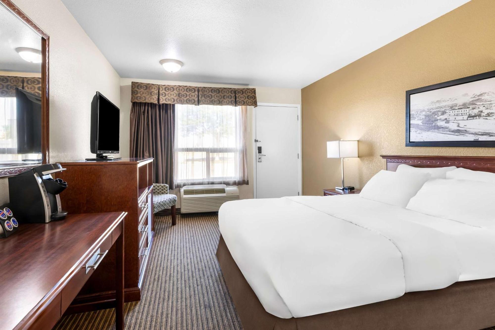 Hotel Surestay By Western 2*