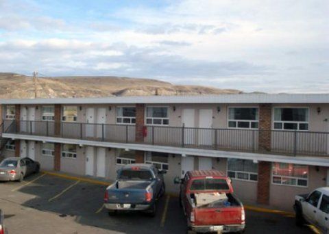 Econo & 2* Drumheller